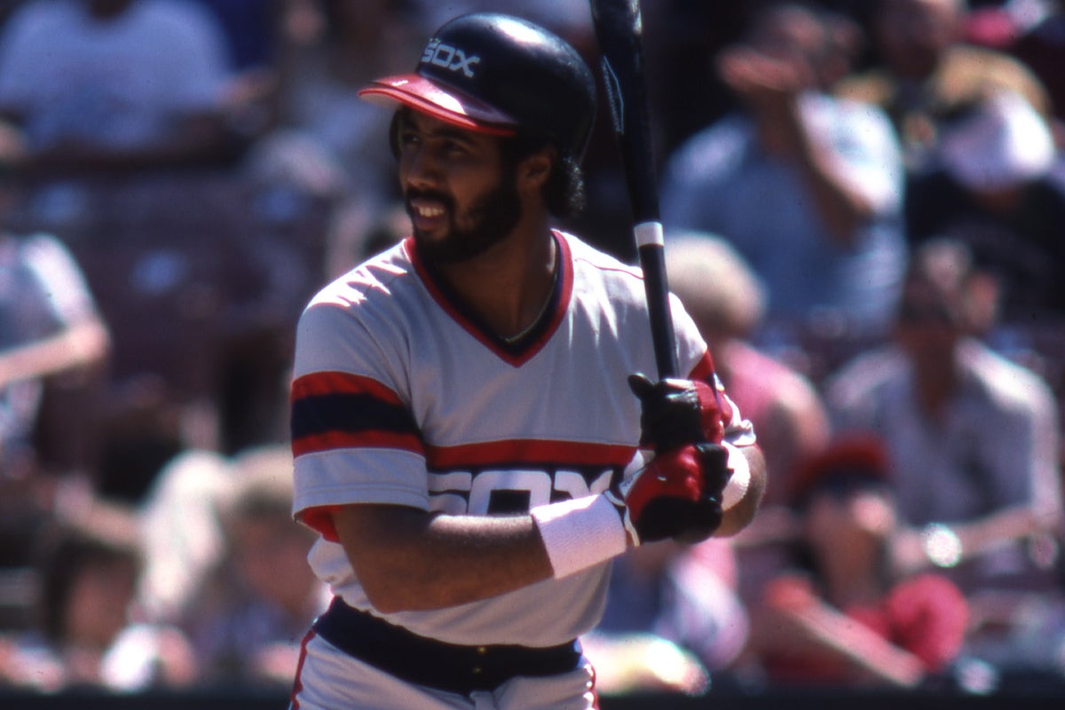 Harold Baines bats for White Sox